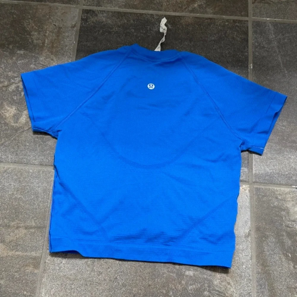 Lululemon Swiftly Tech Short Sleeve 2.0 cropped